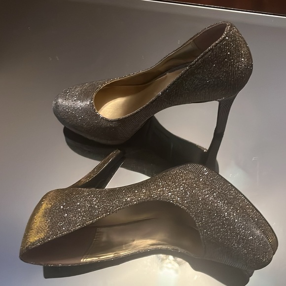 FIONI FABTABULASTIC SHIMMERING HIGH HEELS - Picture 5 of 9